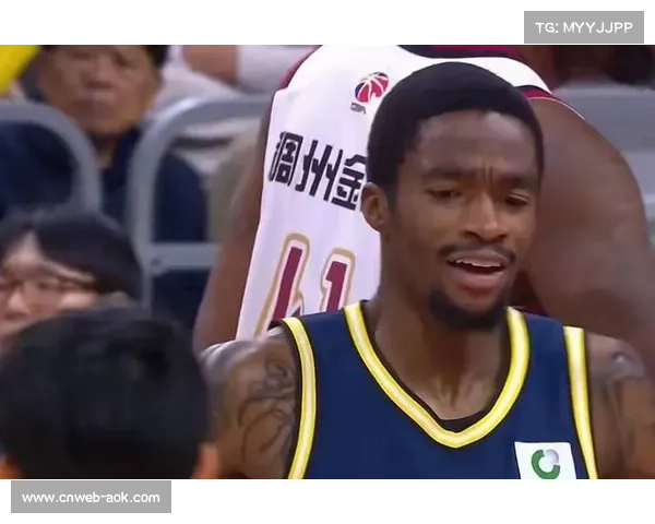 广东男篮加时遭浙江三分压哨绝杀，广厦22分惨败上海